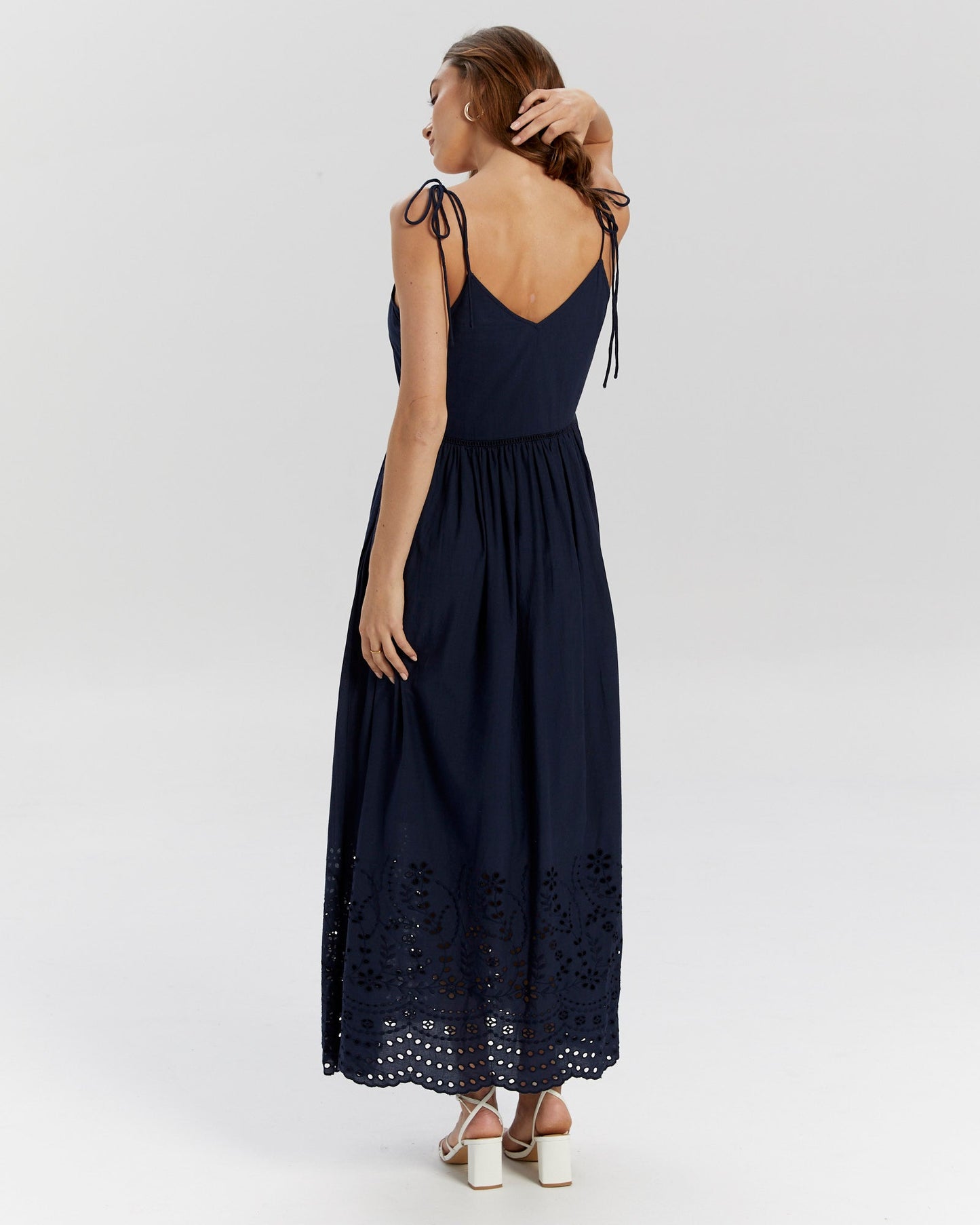 YASLUMIA Strap Maxi Dress
