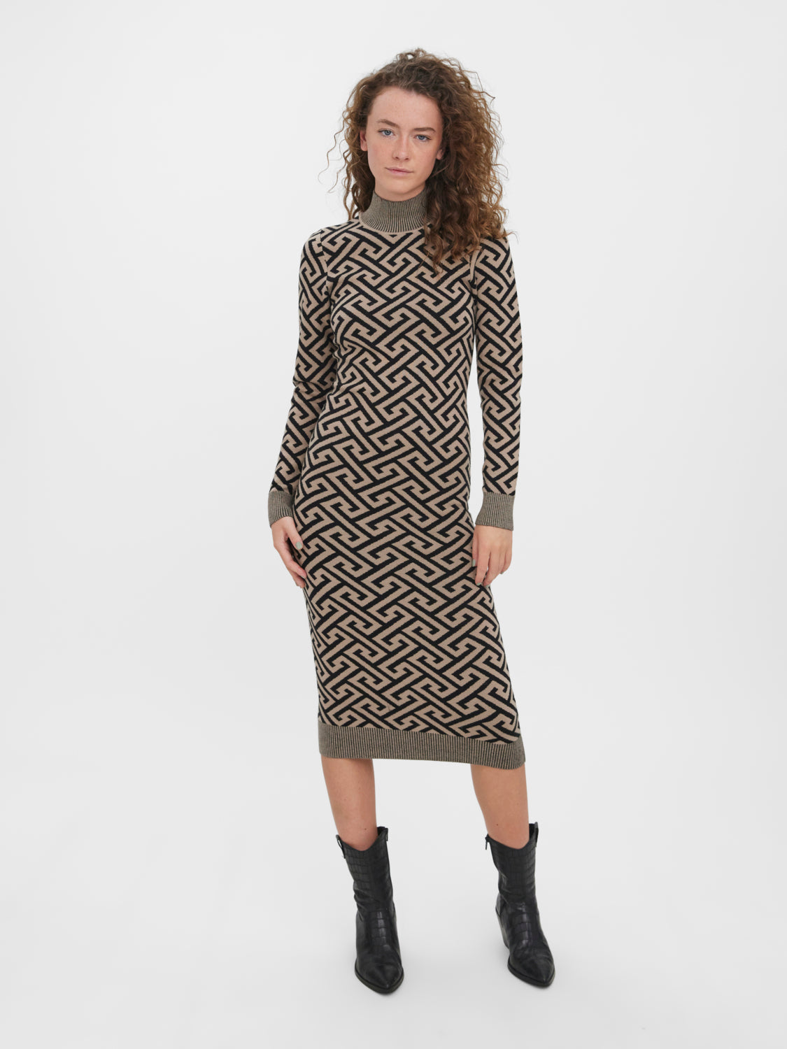 VMARIA Knitted dress - Black