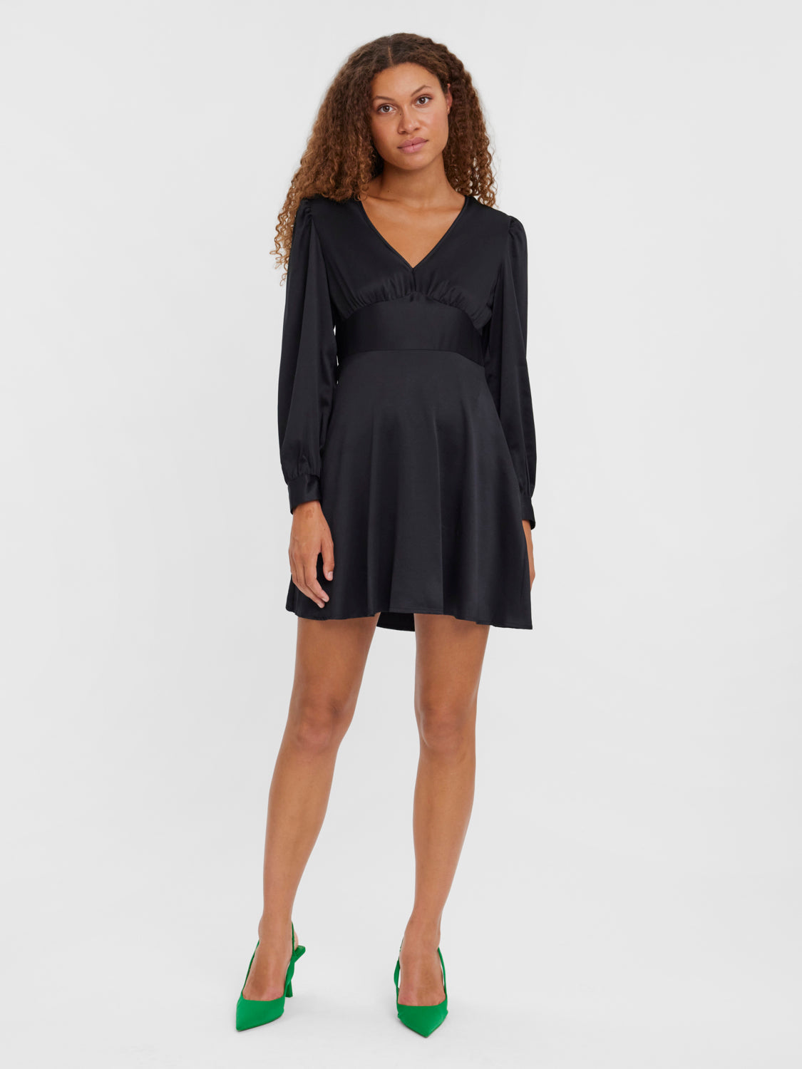 VMESSI Short dress - Black