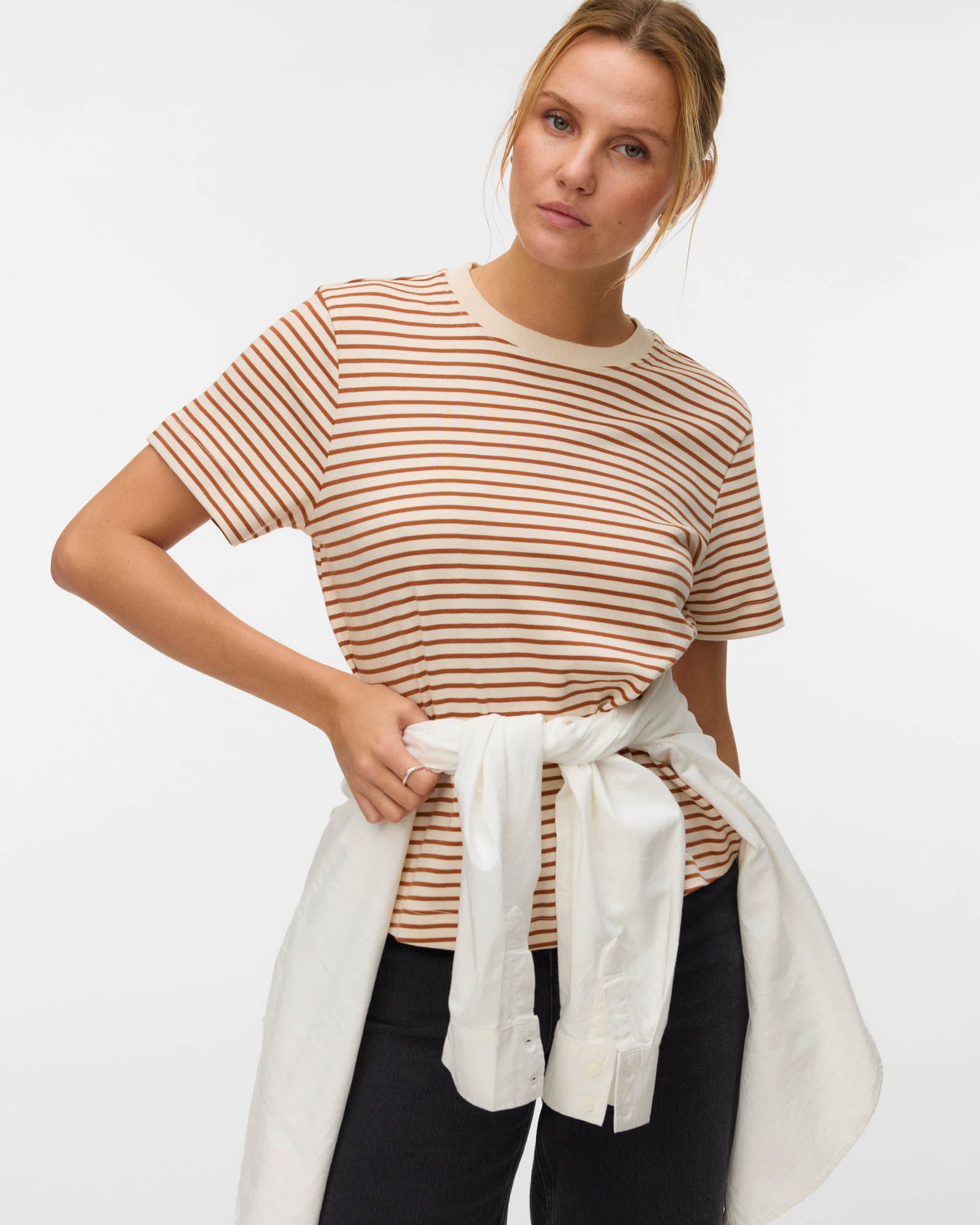 AWJADA NAIMA T-SHIRT