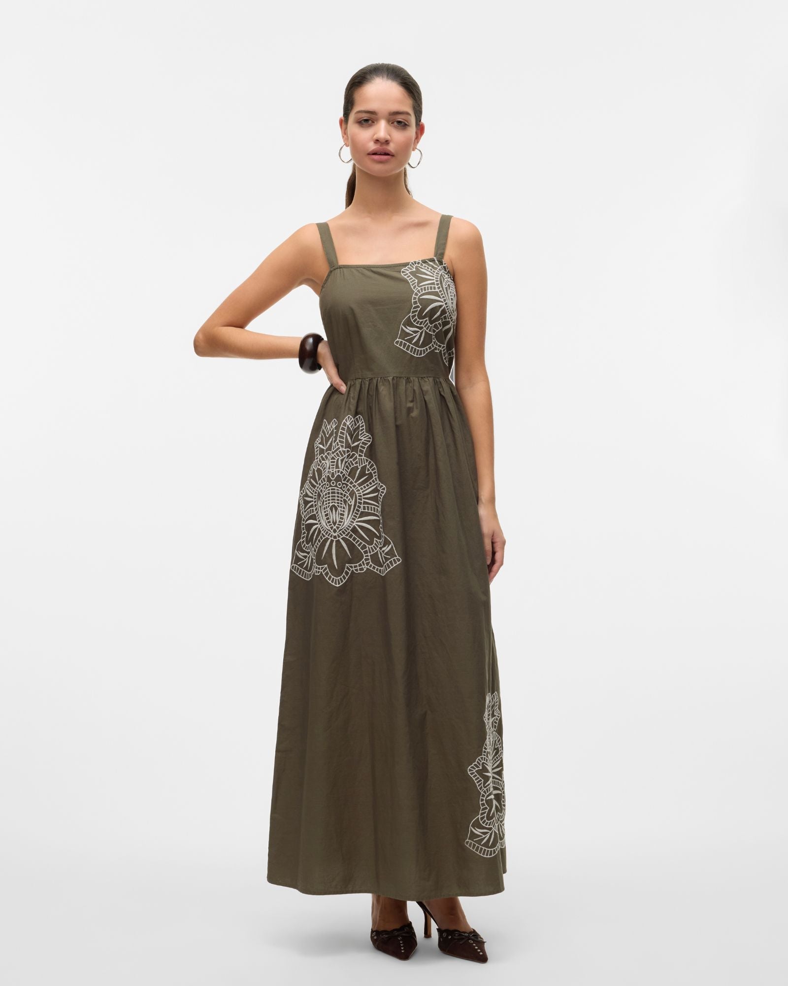 VMCINDY EMBROIDERED MAXI DRESS