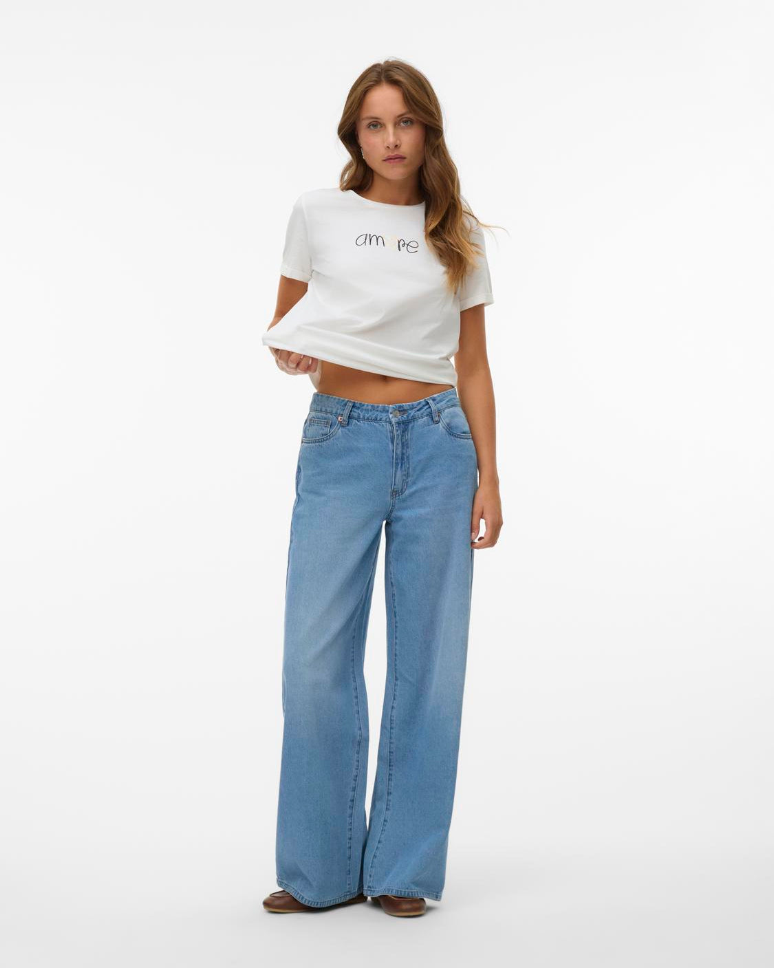 VMREMY MID RISE WIDE JEANS