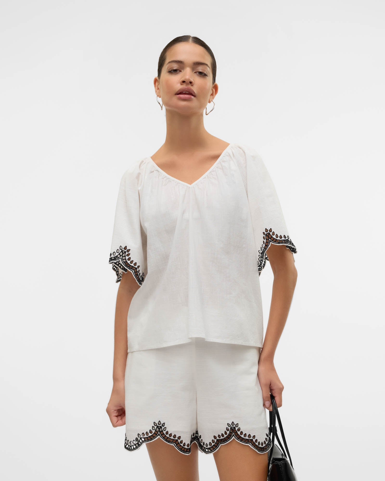 VMDIANA EMBROIDERED TOP