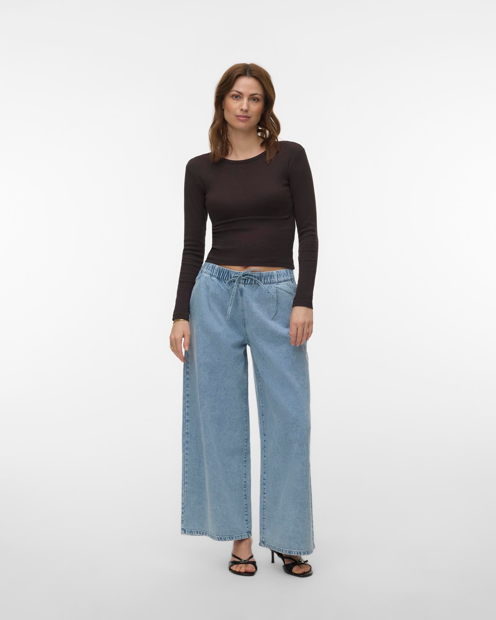 VMVALERIA WIDE PULL-ON JEANS