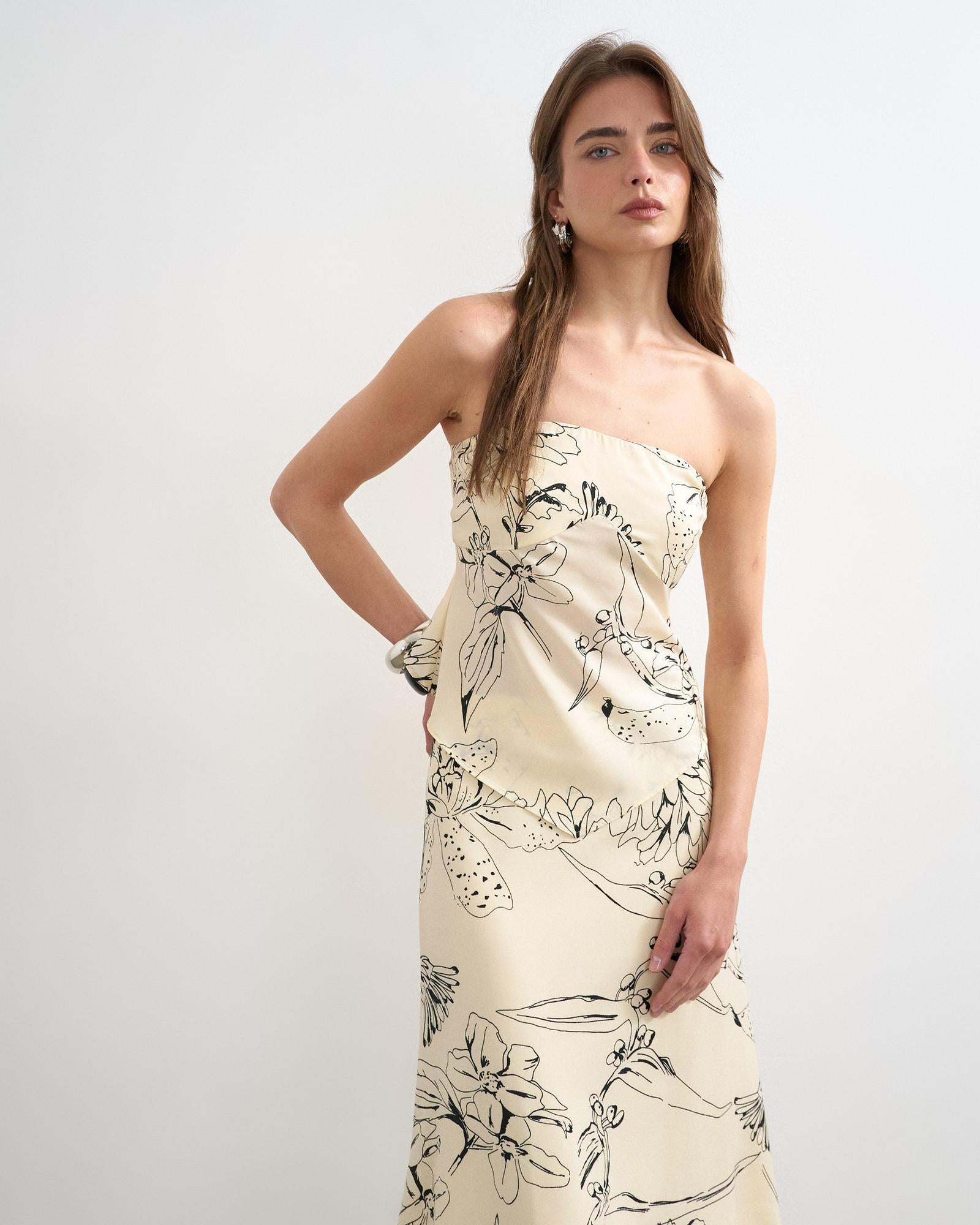 TSSCARLET STRAPLESS TOP