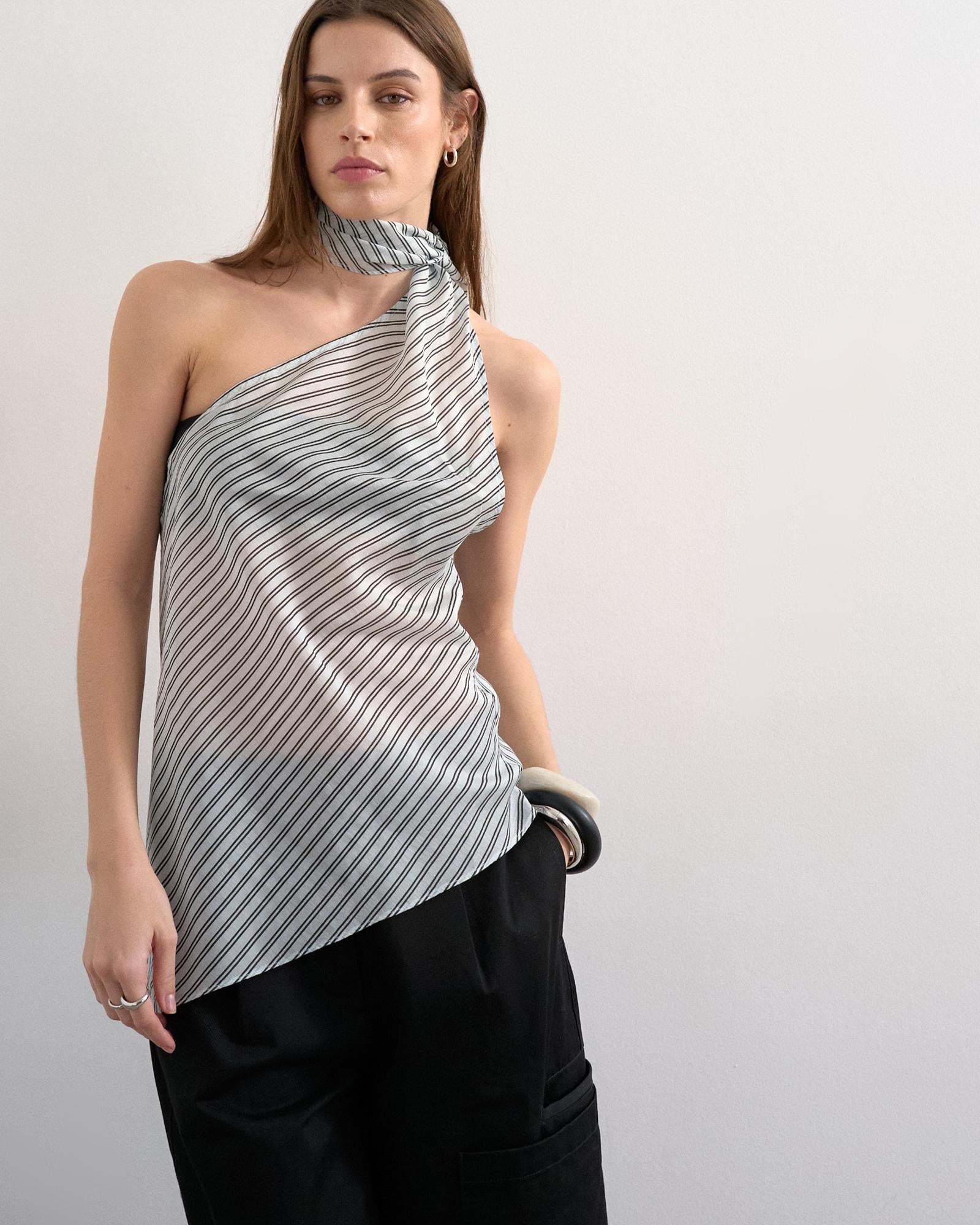 TSHANNY HALTER TOP