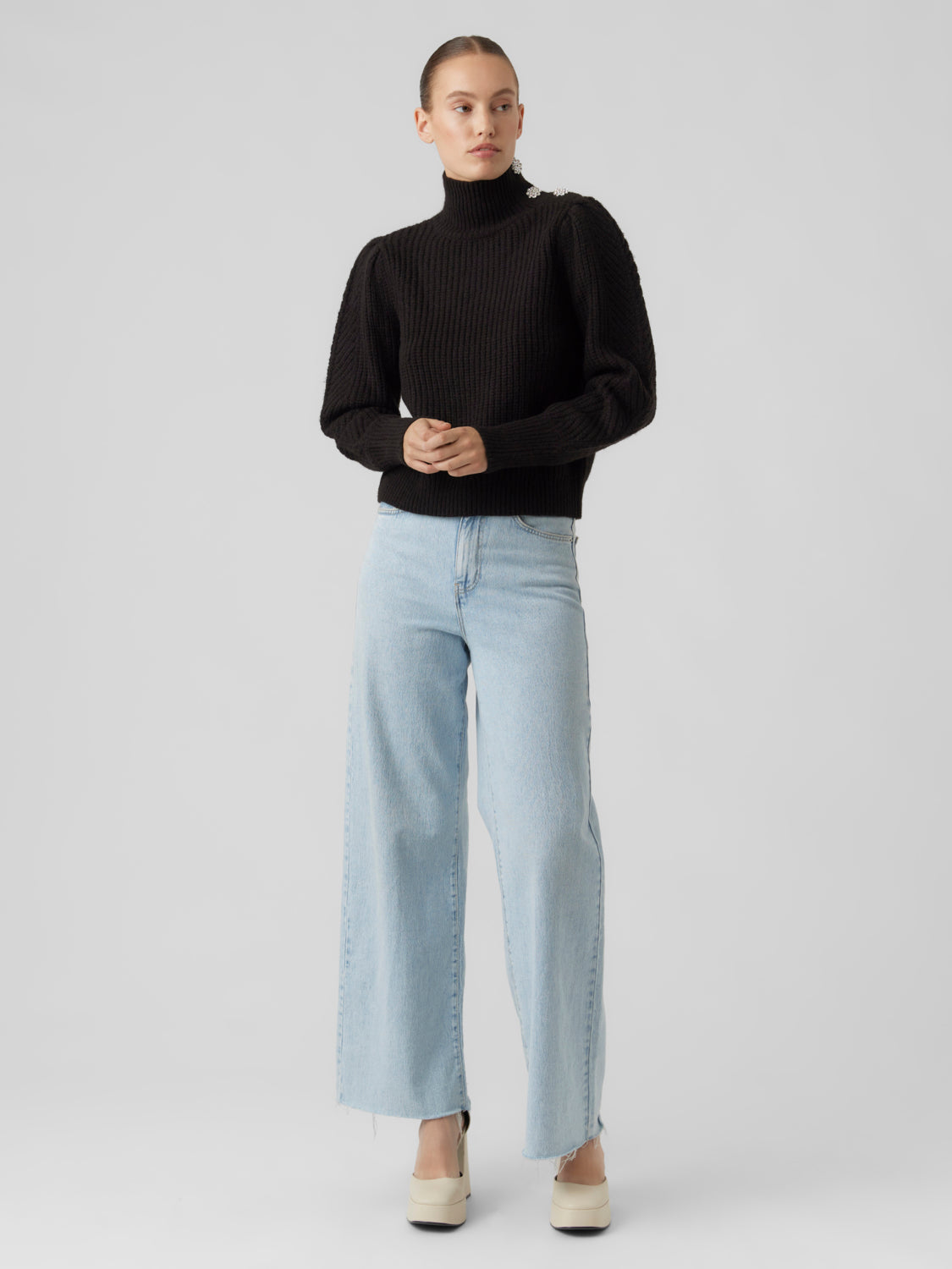 VMELKE Knitted pullover - Black