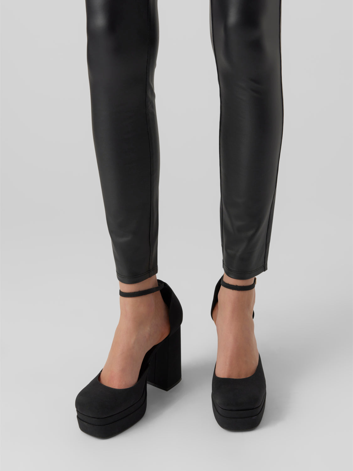 VMSUEELSA Leggings - Black