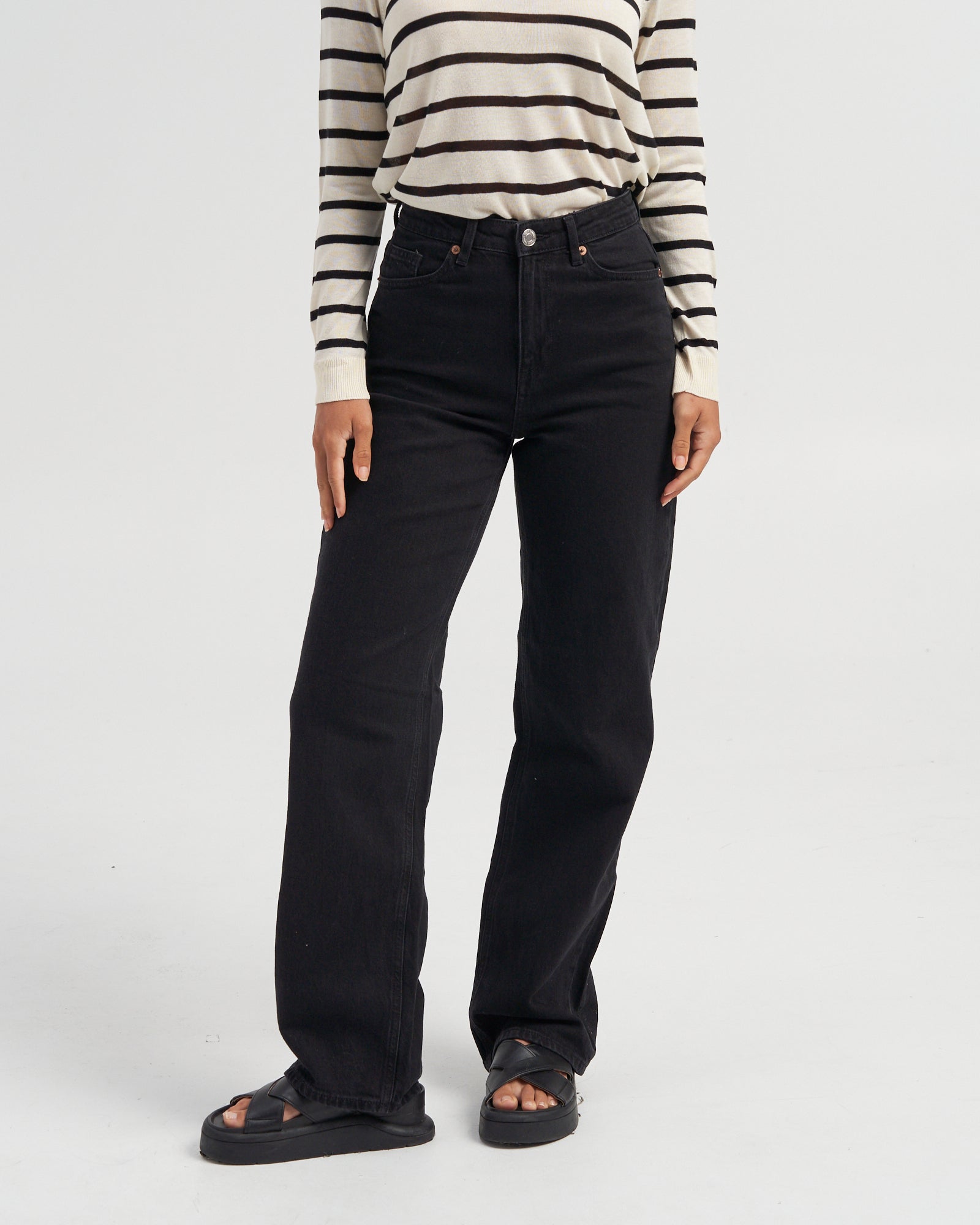 VMTESSA STRAIGHT JEANS