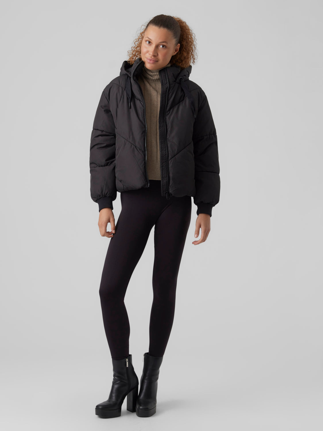 VMBEVERLY Jacket - Black